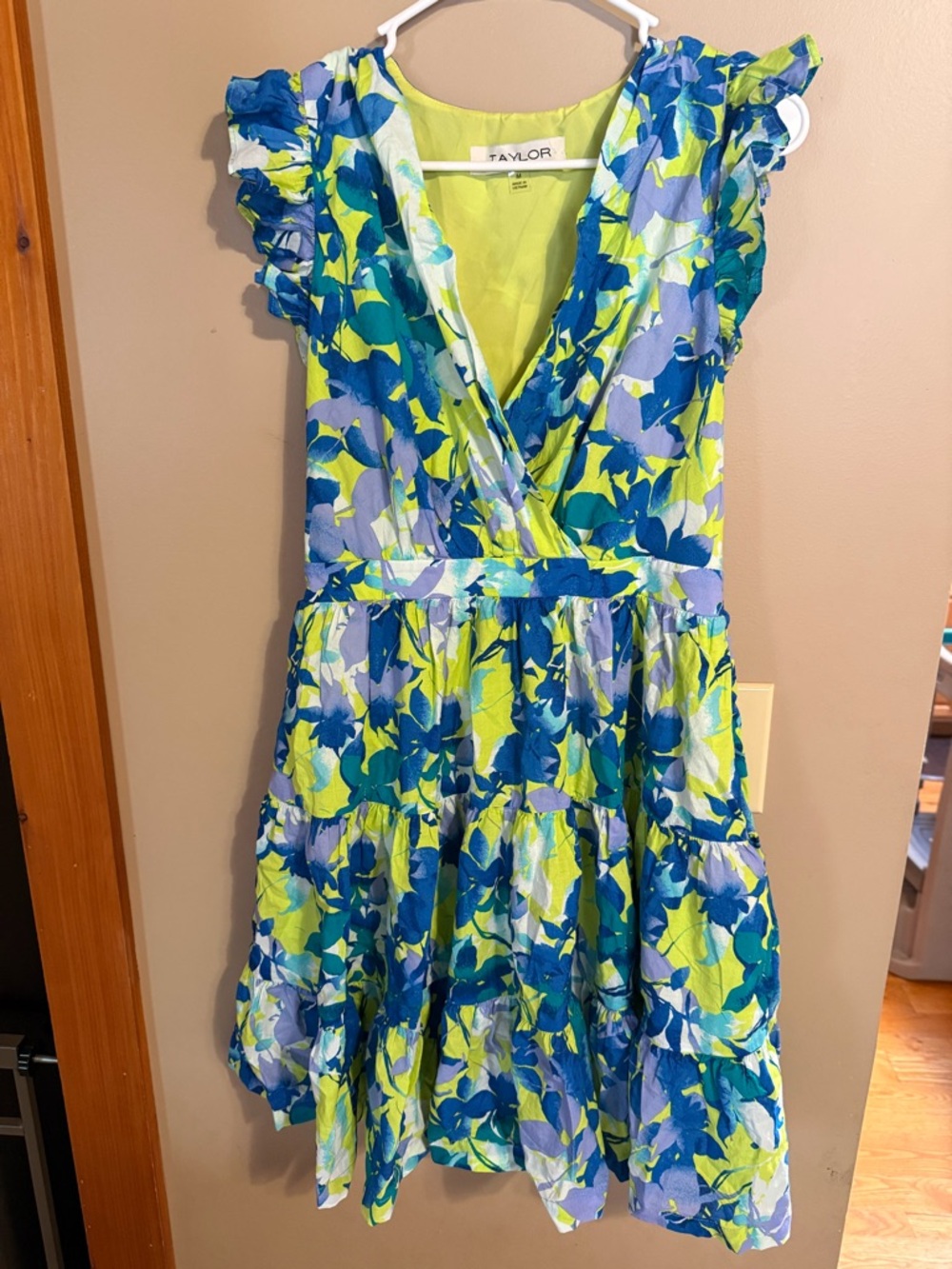 Taylor brand Floral Ruffle Tiered Dress
